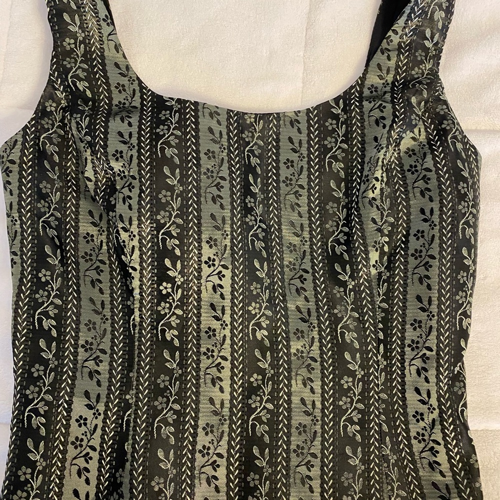 LADIES SHIRT SZ 4  Scott McClintock Brand